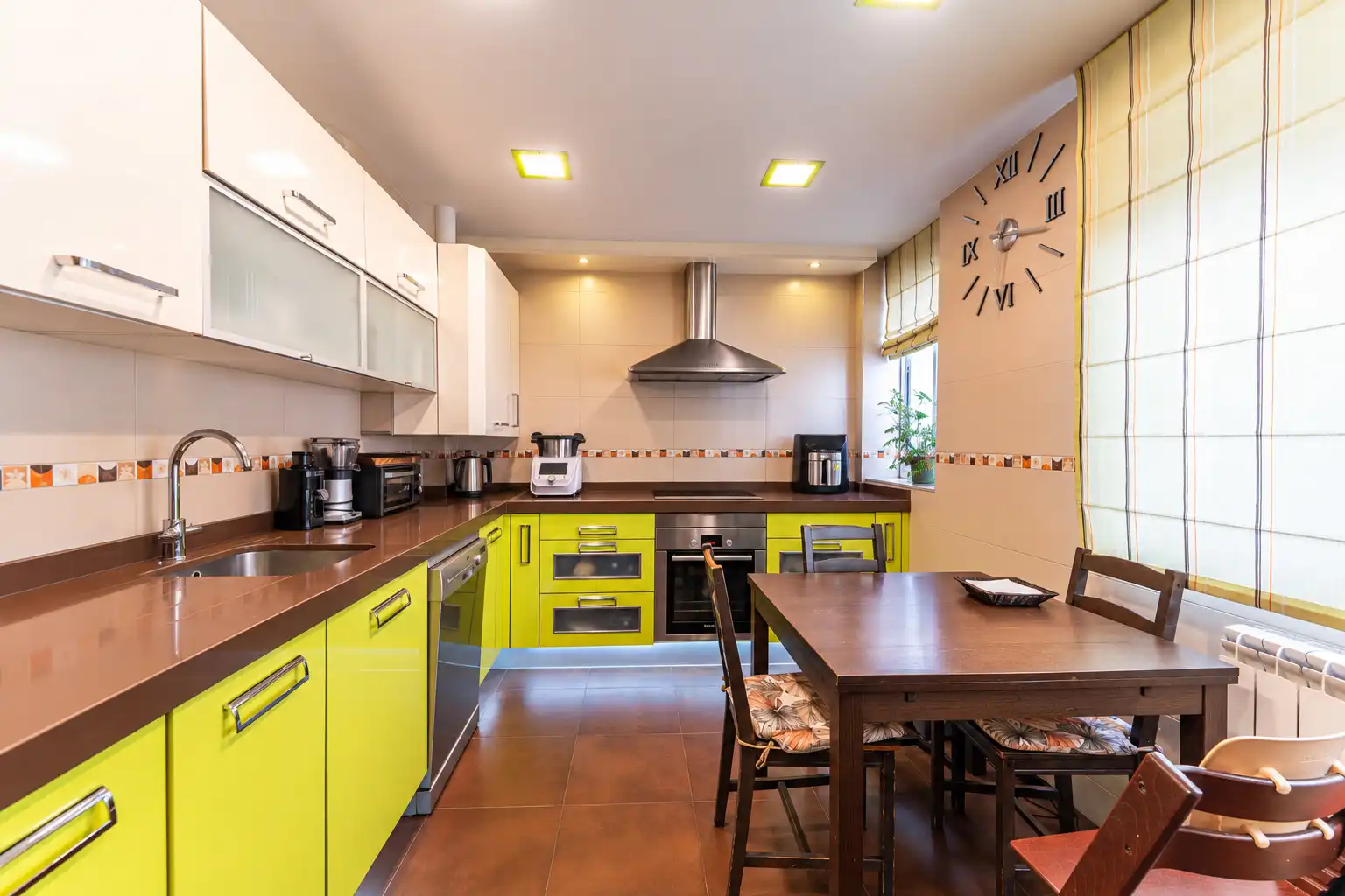 Küche von Maisonette zum Verkauf in Torrelodones mit Klimaanlage, Heizung und Parkett