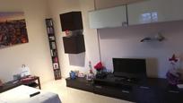 Living room of Flat for sale in  Sevilla Capital  with Air Conditioner, Terrace and Storage room