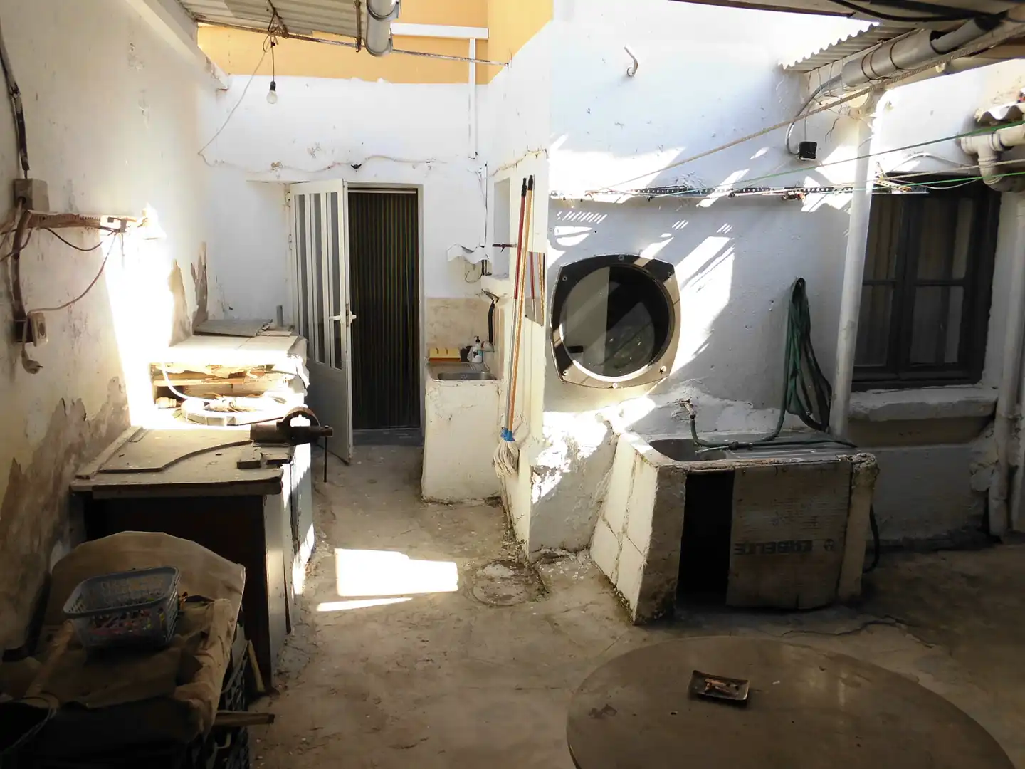 Einfamilien-Reihenhaus zum Verkauf in Belchite mit Heizung, Terrasse und Abstellraum