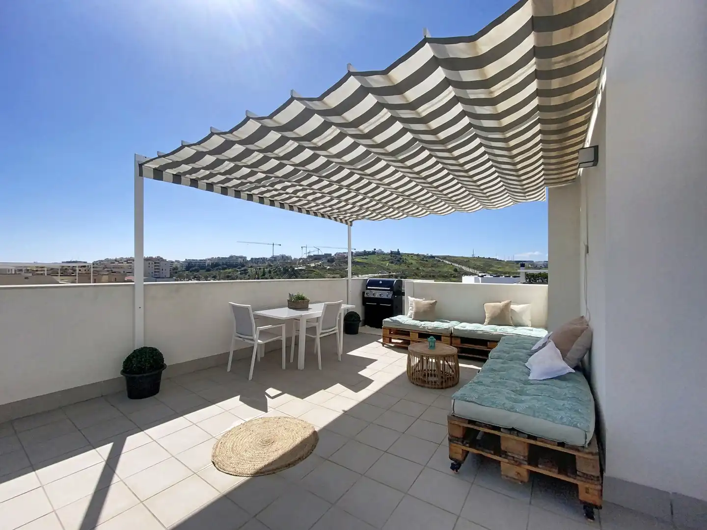 Àtic amb piscina en venda a Estepona Pueblo, imagen 46