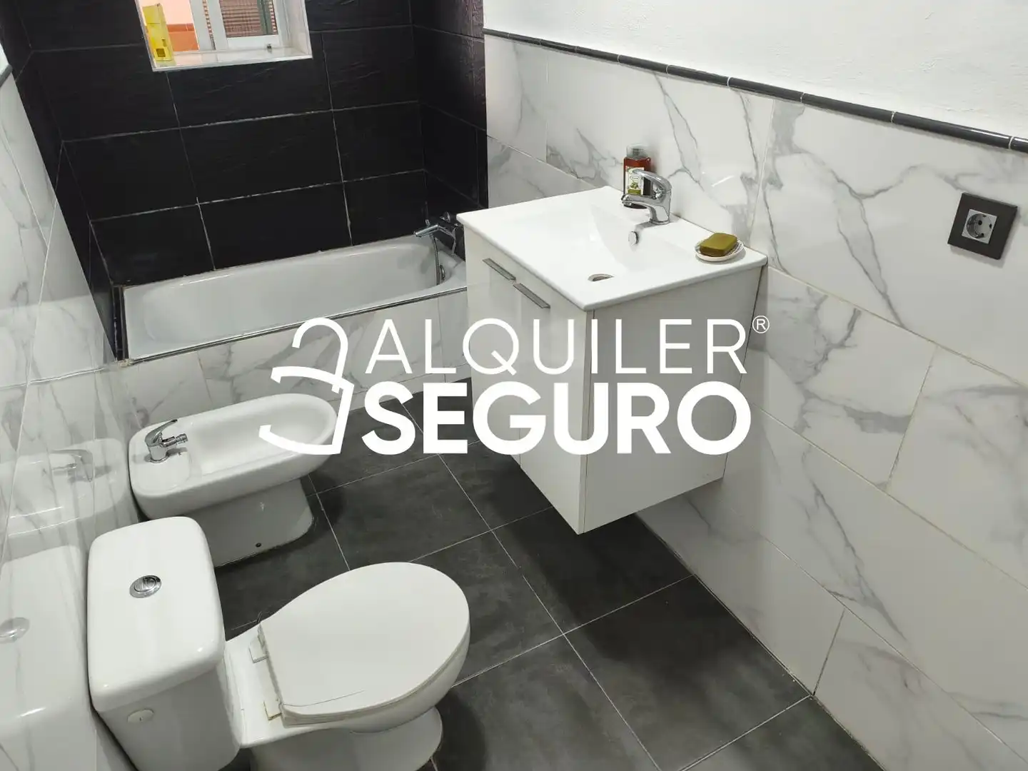 Baño de Casa o chalet de alquiler en Gelves, Sevilla