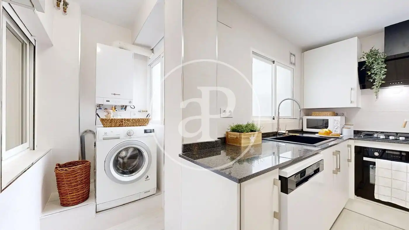 Küche von Wohnung zur Miete in Valencia mit Klimaanlage, Heizung und Möbliert