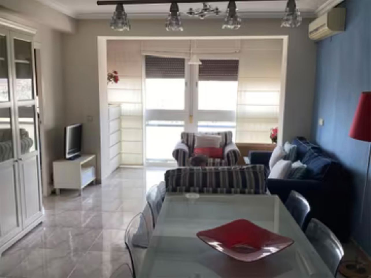 Sala de estar de Piso en venta en Alicante / Alacant con Aire acondicionado, Calefacción y Amueblado