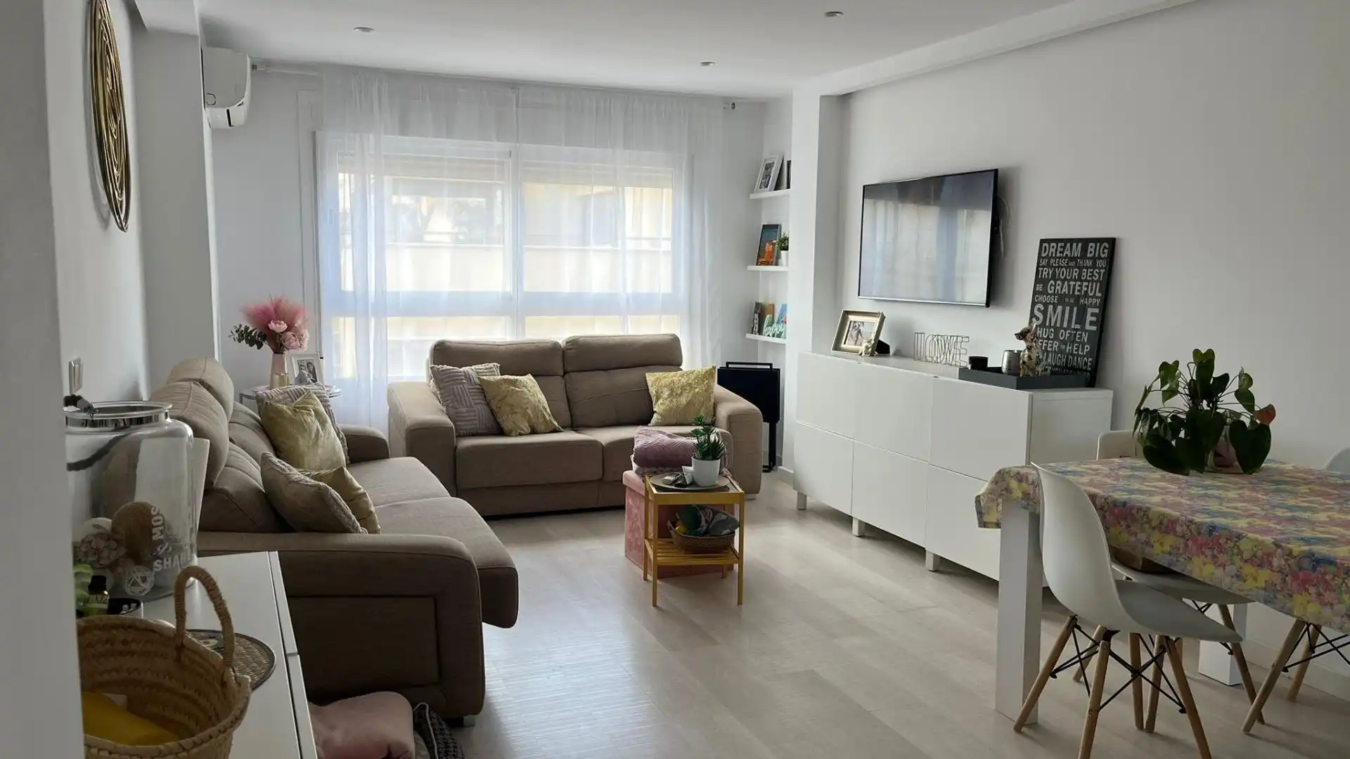 Living room of Flat for rent in  Palma de Mallorca  with Air Conditioner and Terrace