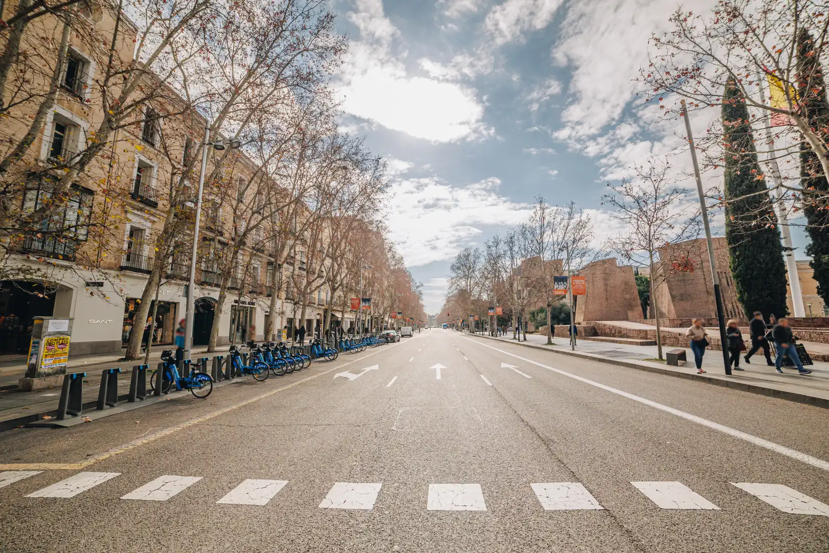 Exterior view of Flat for sale in Madrid  with Air Conditioner, Heating and Oven