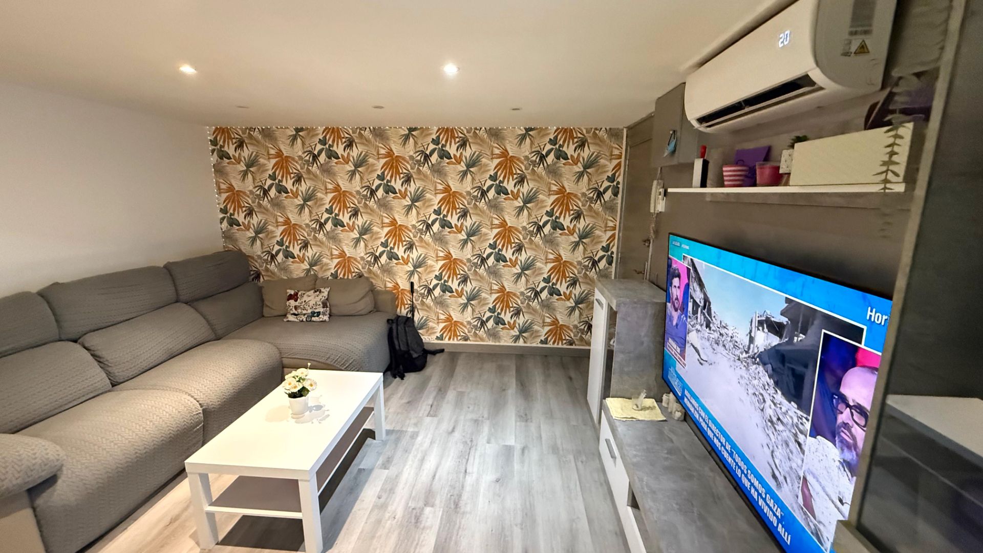 Sala d'estar de Pis en venda en Terrassa amb Aire condicionat, Calefacció i Parquet