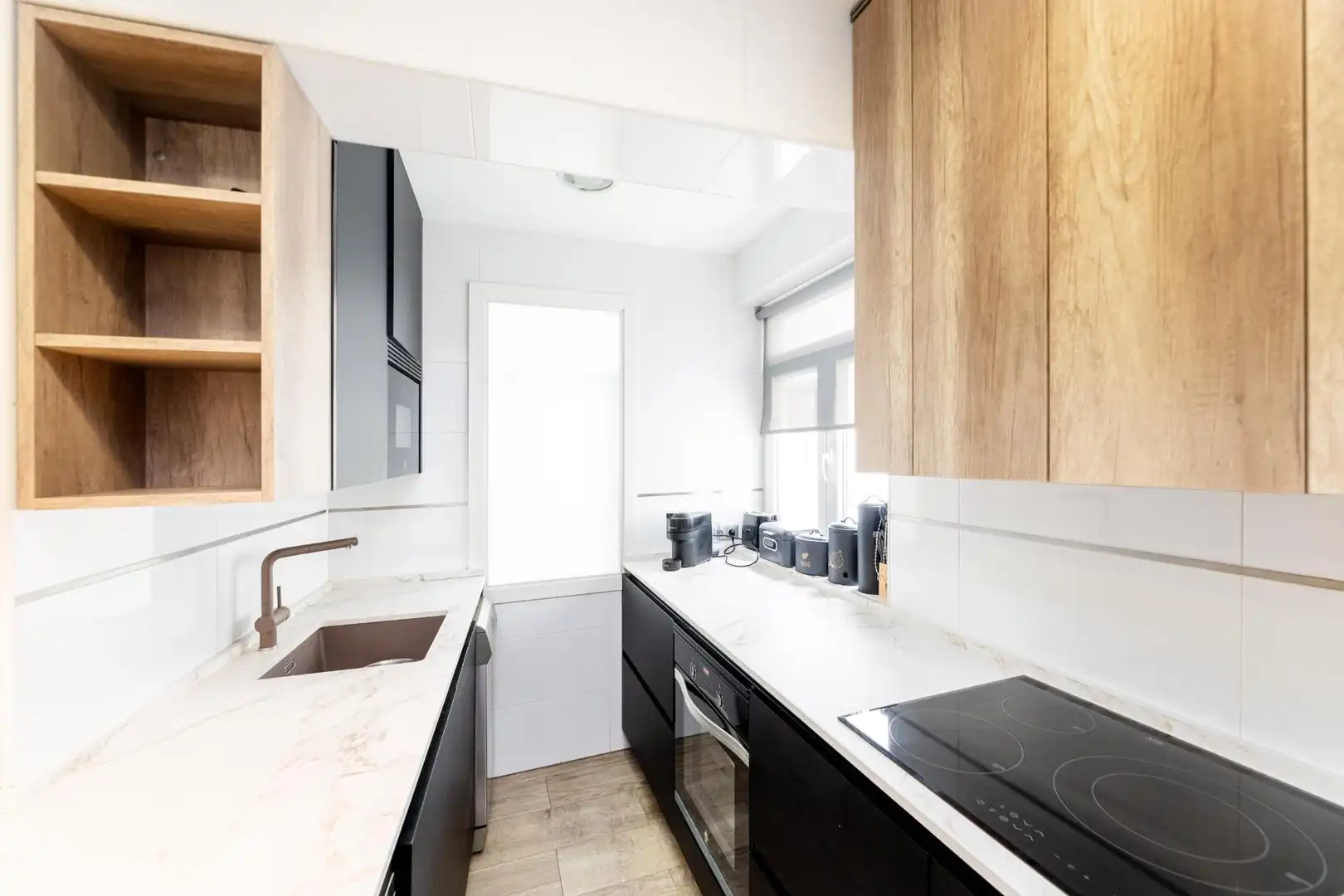 Kitchen of Flat for sale in Madrid  with Air Conditioner, Heating and Terrace