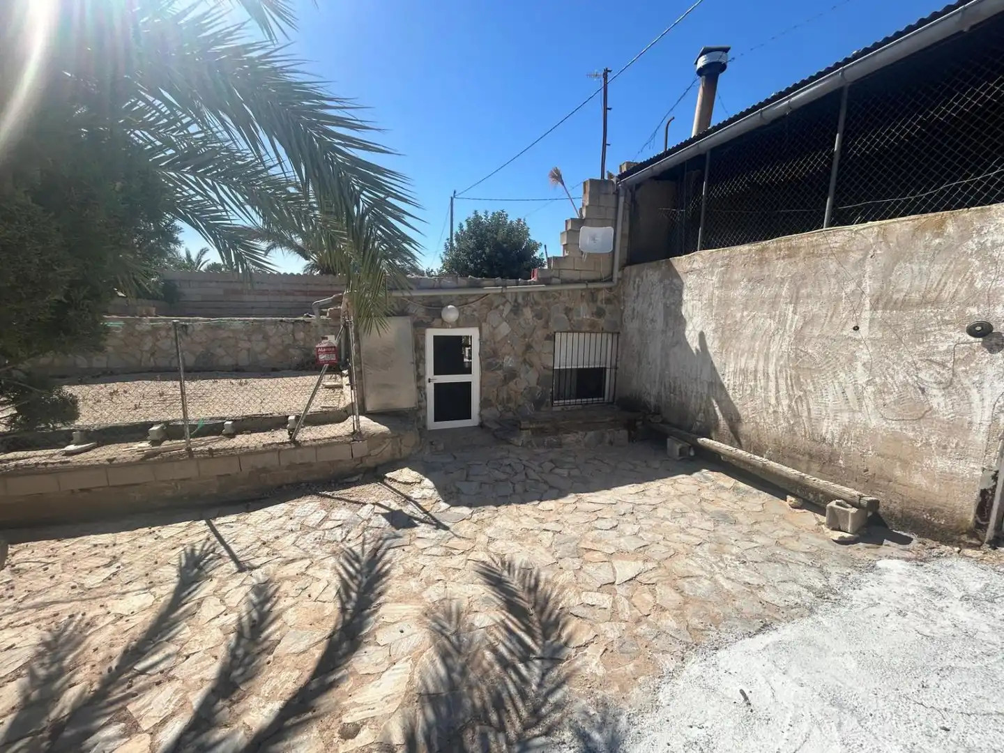 Vista exterior de Finca rústica en venda en Crevillent amb Calefacció, Terrassa i Traster