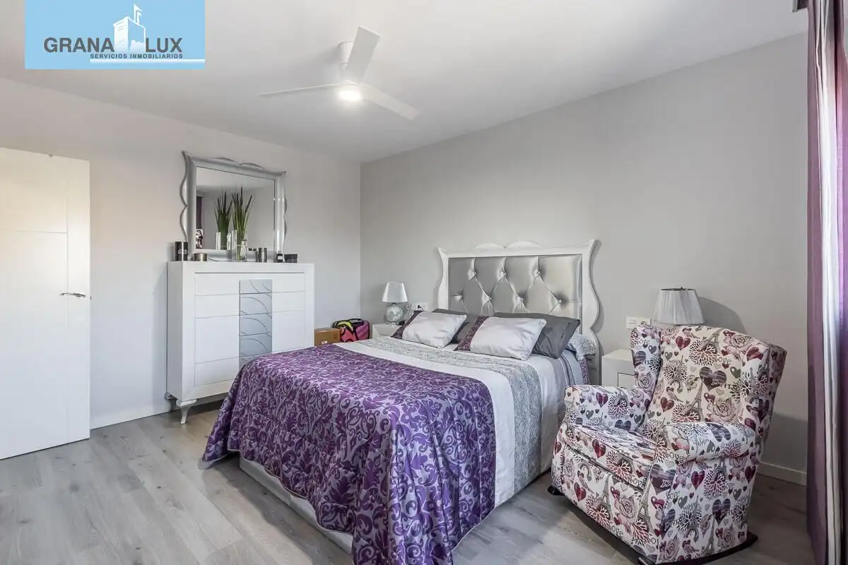 Bedroom of Houses for sale in Granada  with Air Conditioner, Heating and Terrace