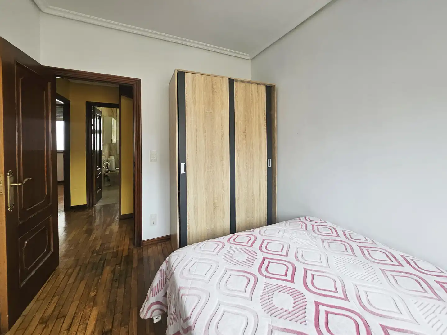 Bedroom of Flat for rent in A Coruña Capital   with Heating, Furnished and Oven