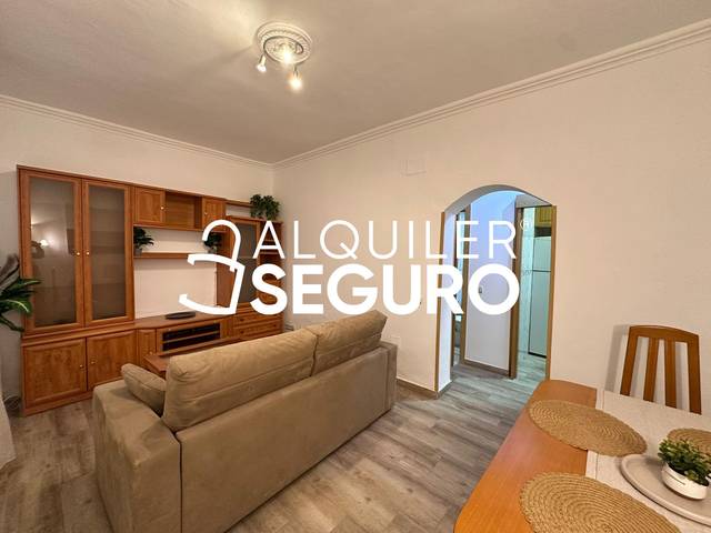 Piso en Alquiler en Antonio Toledano en Fuente del Berro