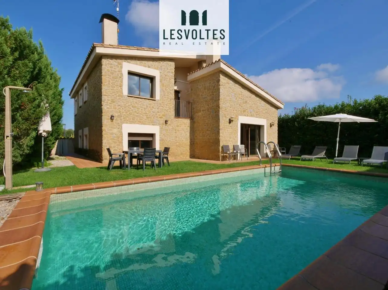 Vista exterior de Casa o chalet en venta en Madremanya, Girona