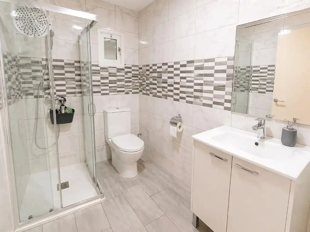 Baño de Piso en venta en Vilafranca del Penedès con Horno y Balcón