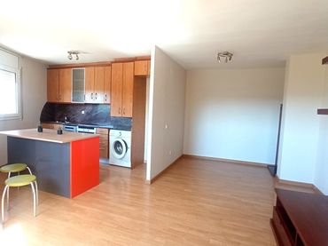 Erdgeschosswohnung mit Aufzug zum Verkauf in Carrer Lleida