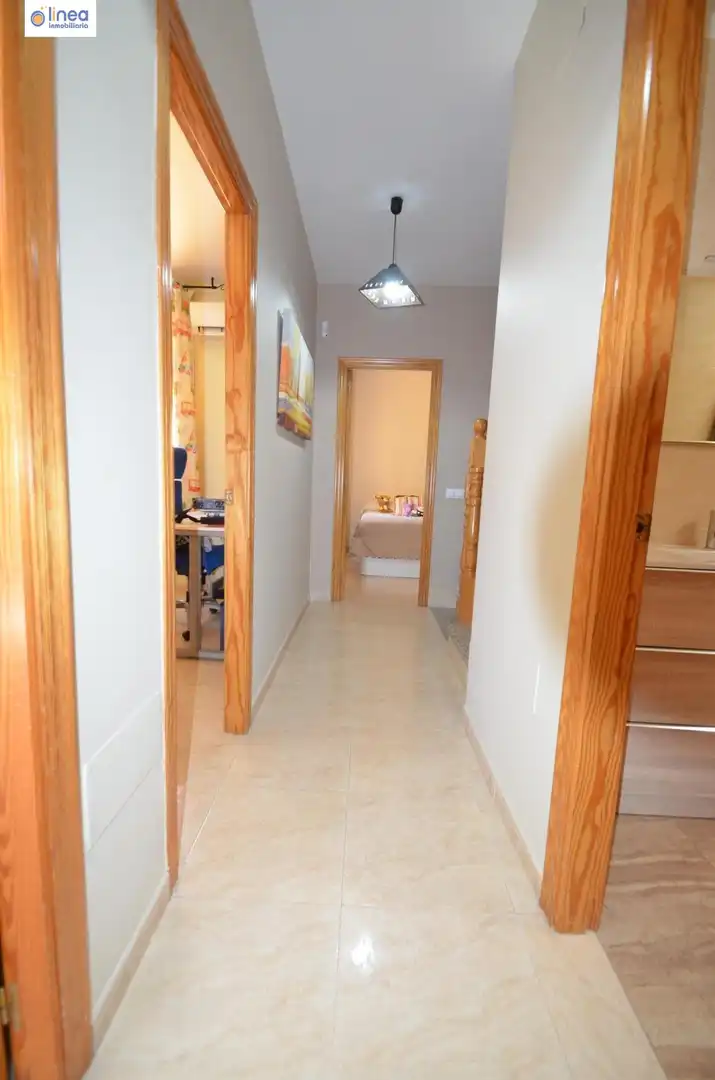 Casa adosada en venta en Calle ANGEL CARA, La Mojonera