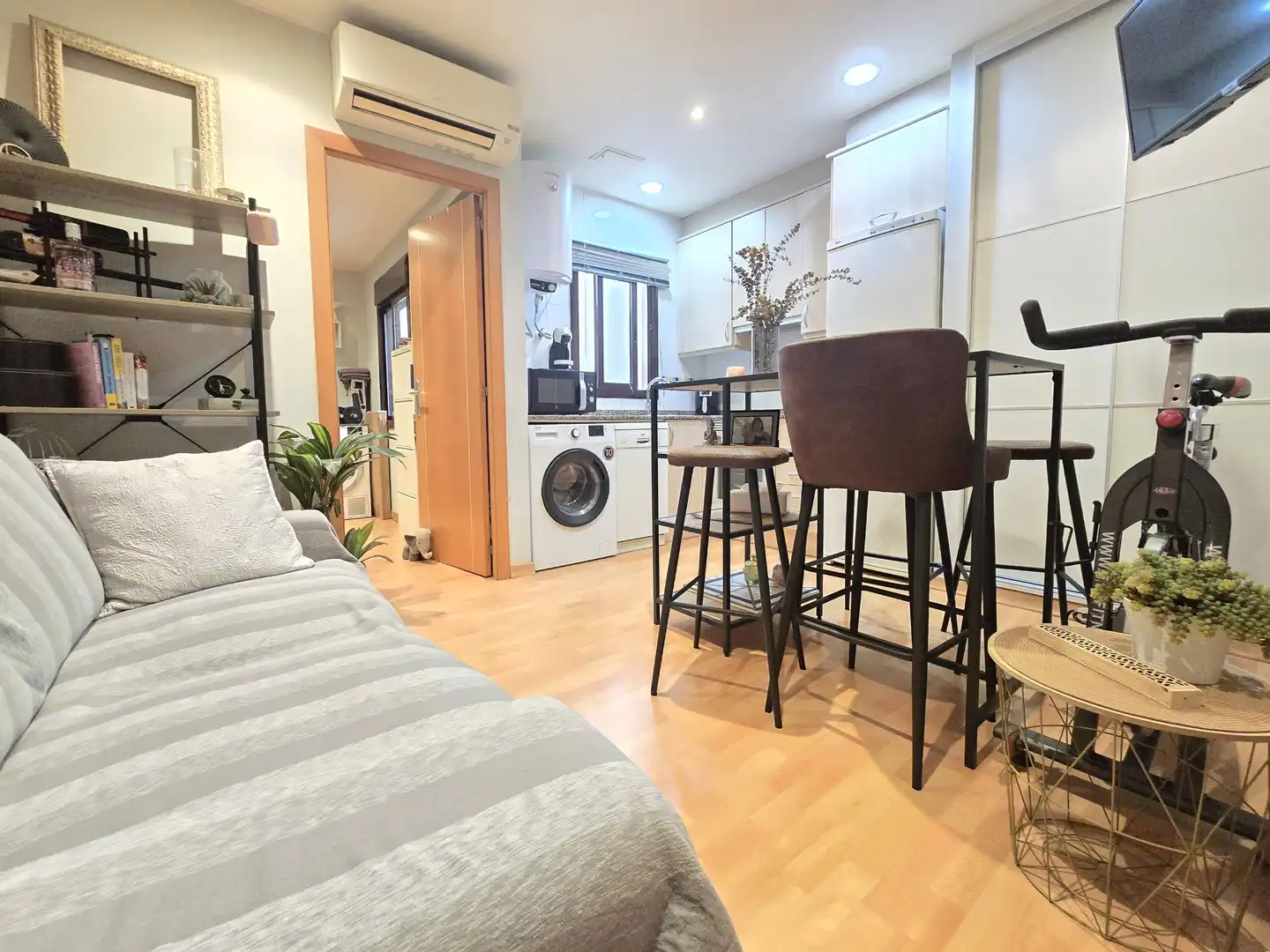 Appartamento con balcone in vendita a Calle VICTORIA
