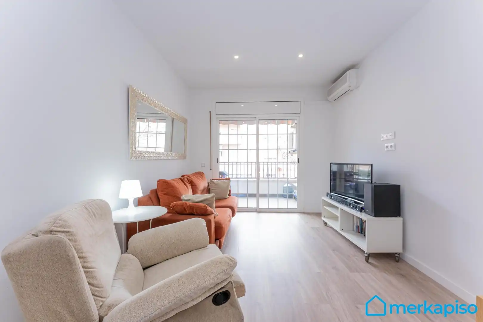 Sala de estar de Piso en venta en Viladecans con Aire acondicionado y Balcón