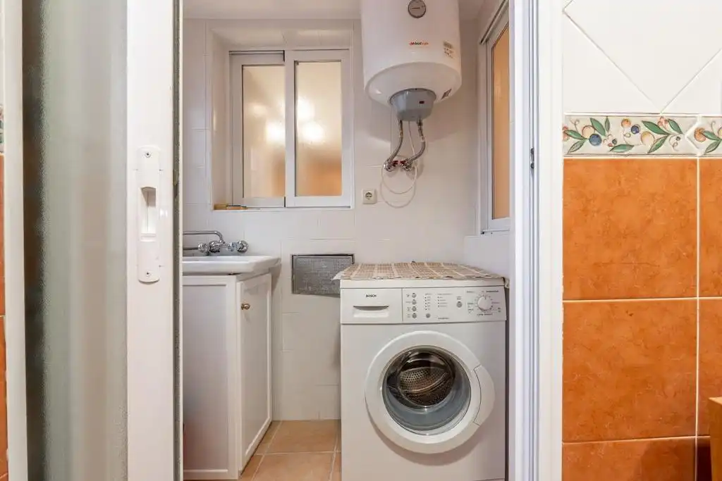Baño de Piso en venta en Granada con Aire acondicionado, Calefacción y Terraza