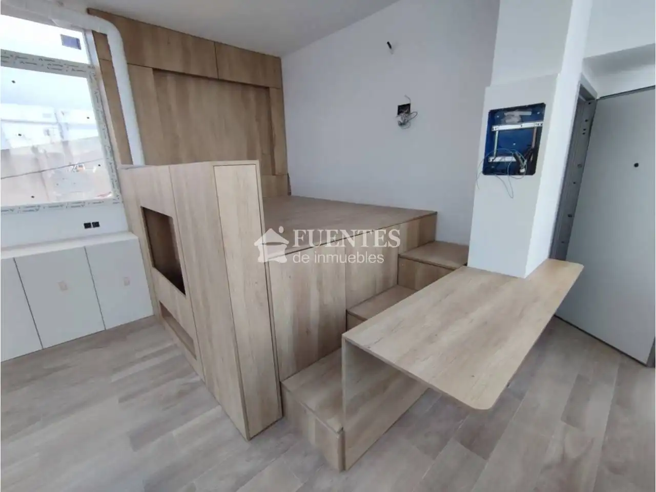 Habitación de Ático de alquiler en Alicante / Alacant con Aire acondicionado, Terraza y Amueblado