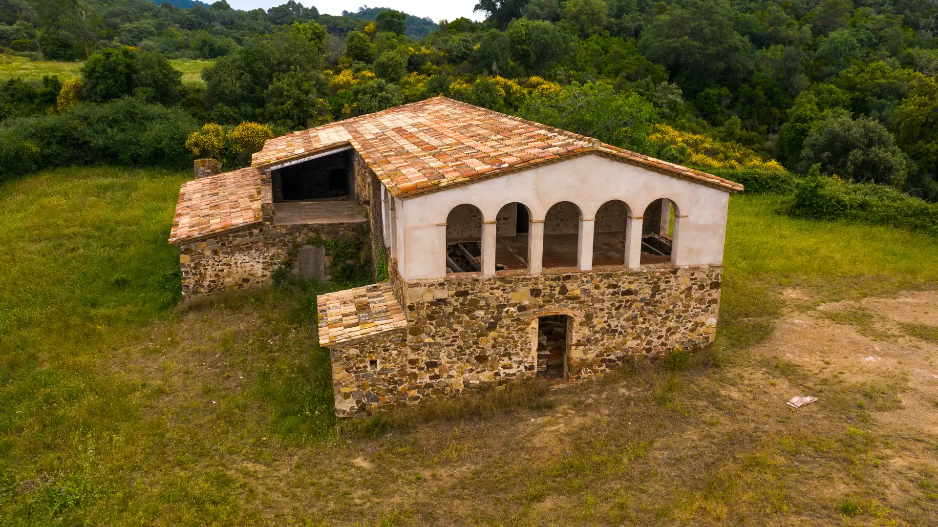 Casa rústica con jardín en venta en Can Sais, imagen 8