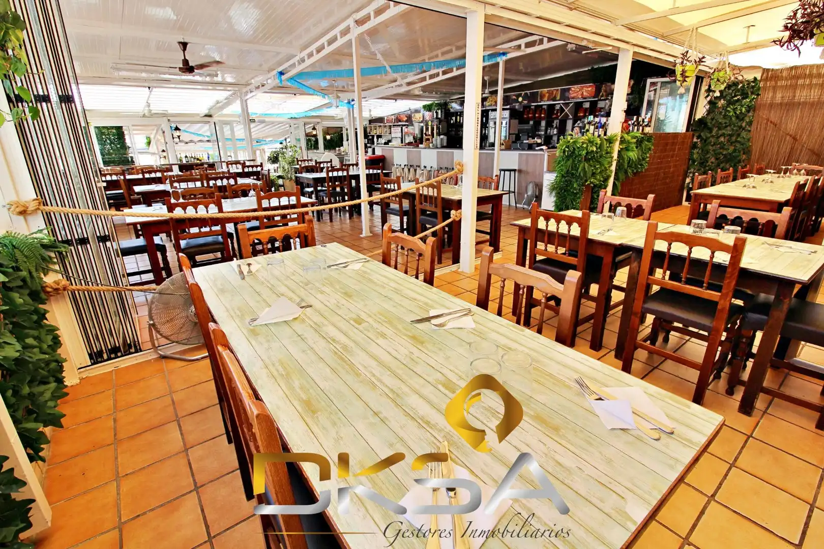 Local de alquiler en Peñíscola / Peníscola con Aire acondicionado, Terraza y Amueblado