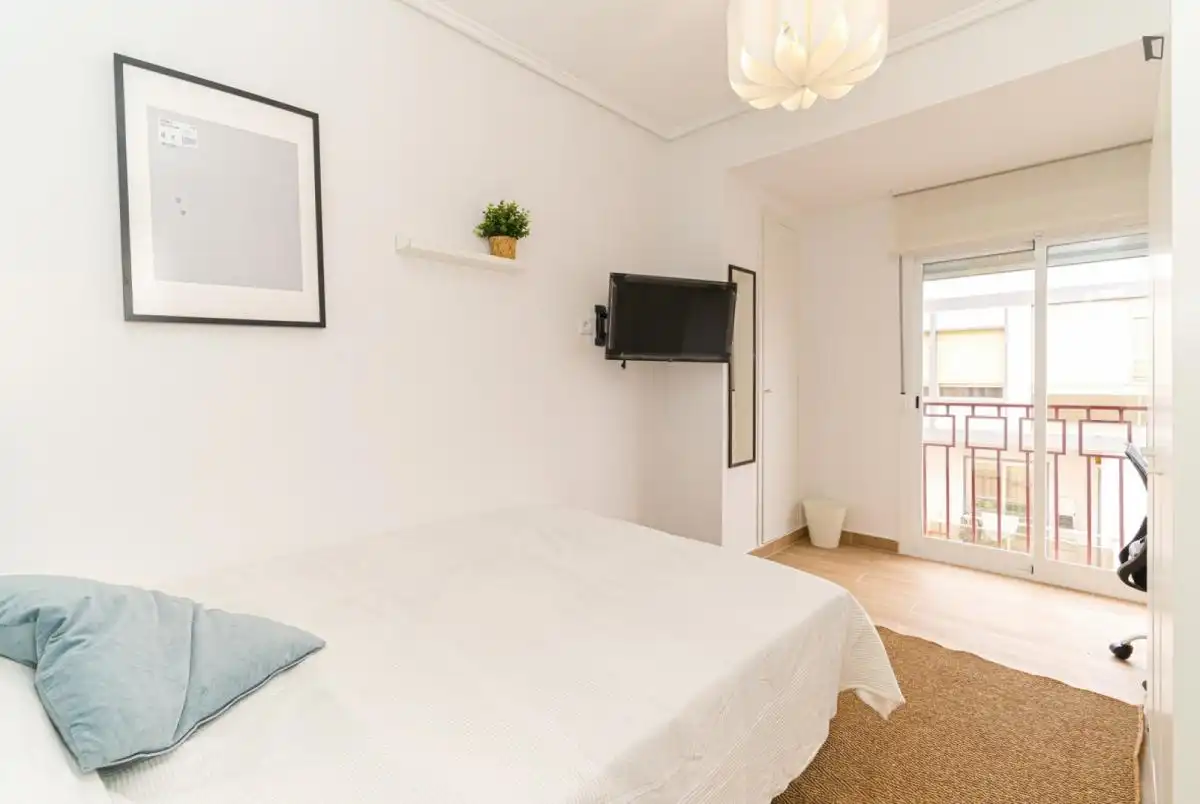 Habitación de Apartamento para compartir en Elche / Elx con Amueblado, Lavadora y Microondas