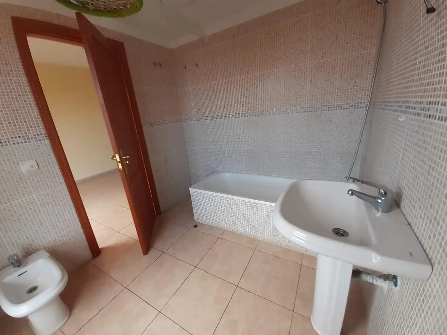 Baño de Casa adosada en venta en Los Realejos con Terraza, Trastero y Balcón