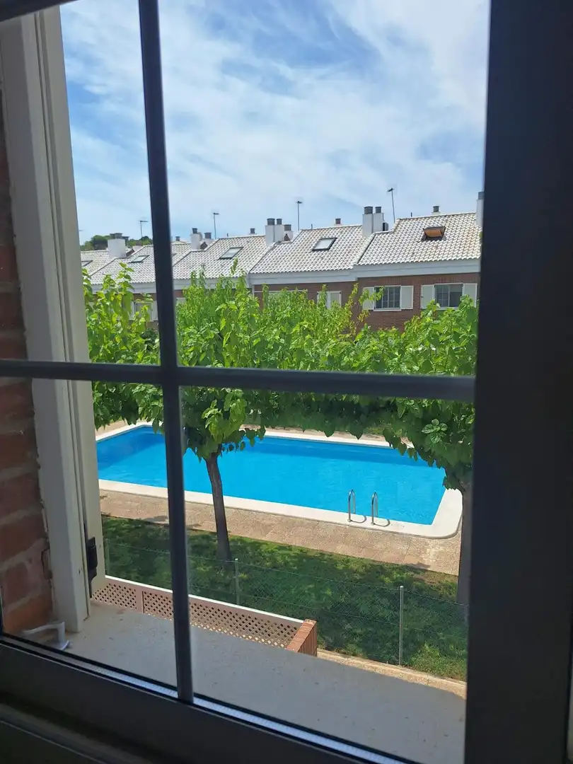 Piscina de Casa adosada de lloguer en Murcia amb Aire condicionat, Terrassa i Moblat