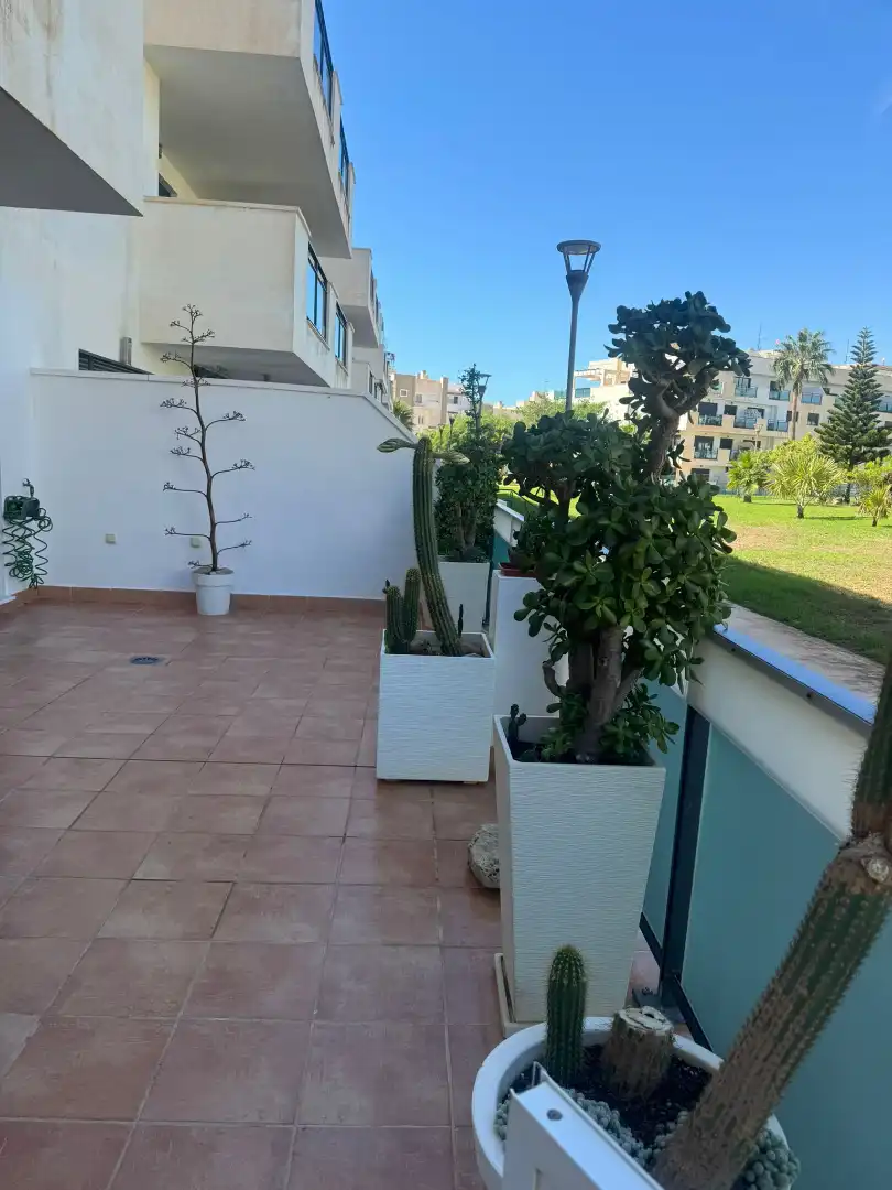 Terraza de Piso de alquiler en Almería con Aire acondicionado, Terraza y Amueblado
