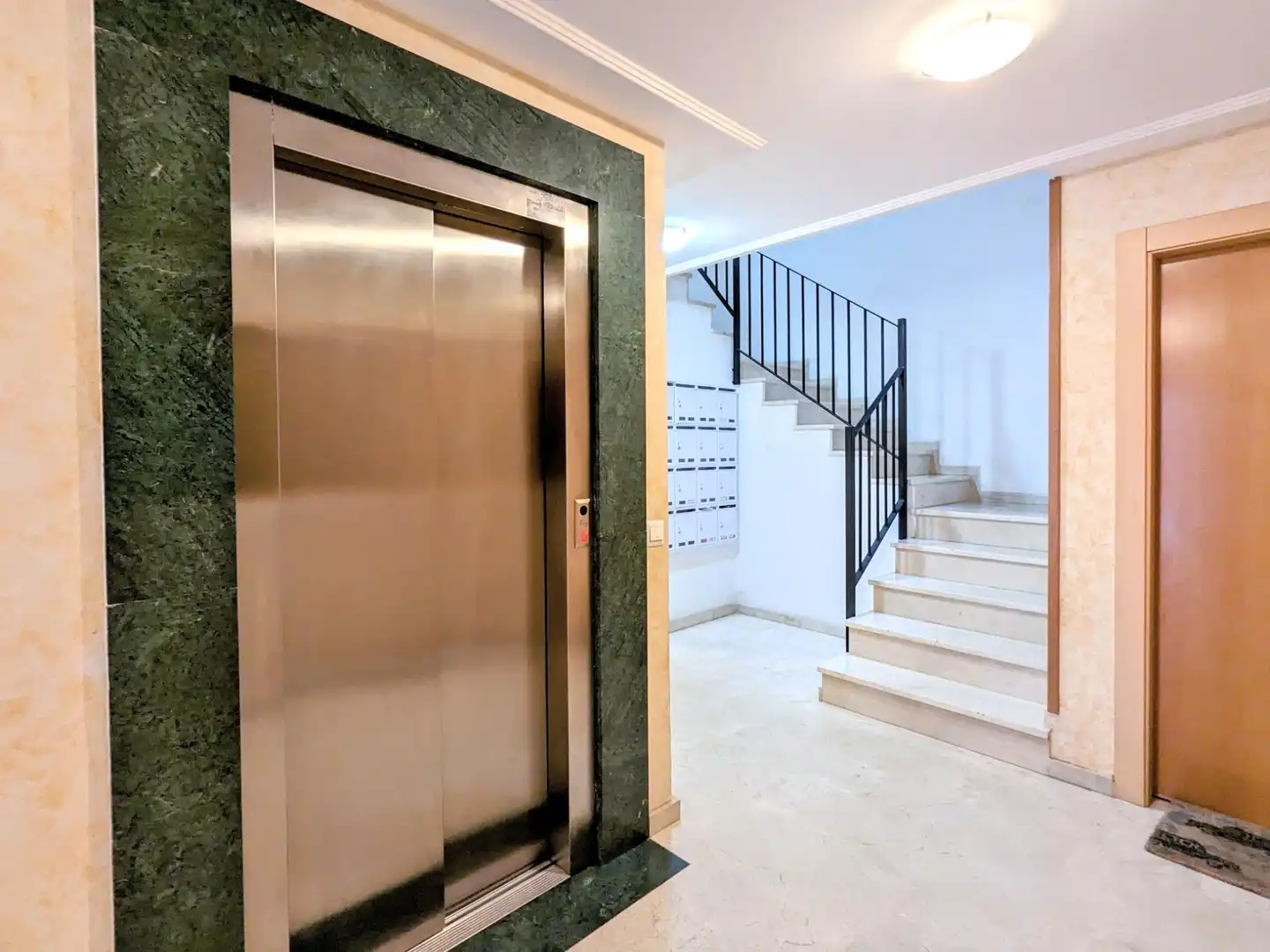 Piso de alquiler en Rafelbuñol / Rafelbunyol con Aire acondicionado, Calefacción y Amueblado