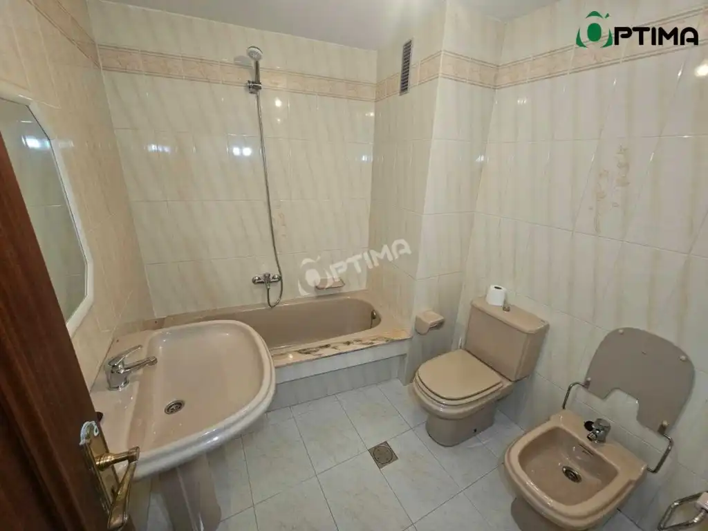 Bathroom of Flat for sale in Noia