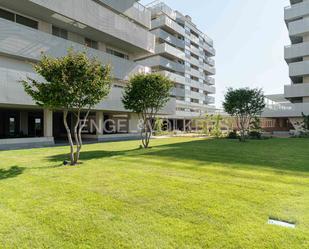 Exterior view of Apartment to rent in  Madrid Capital  with Air Conditioner, Heating and Private garden