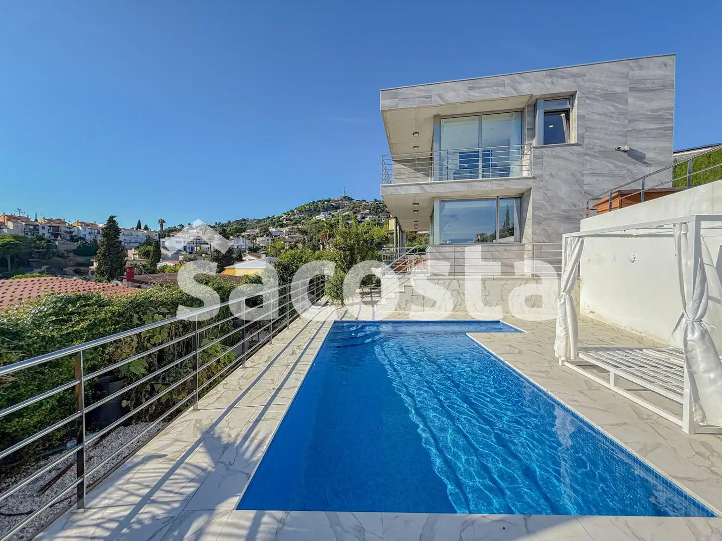 Piscina de Casa o xalet en venda en Lloret de Mar amb Aire condicionat, Jardí privat i Terrassa