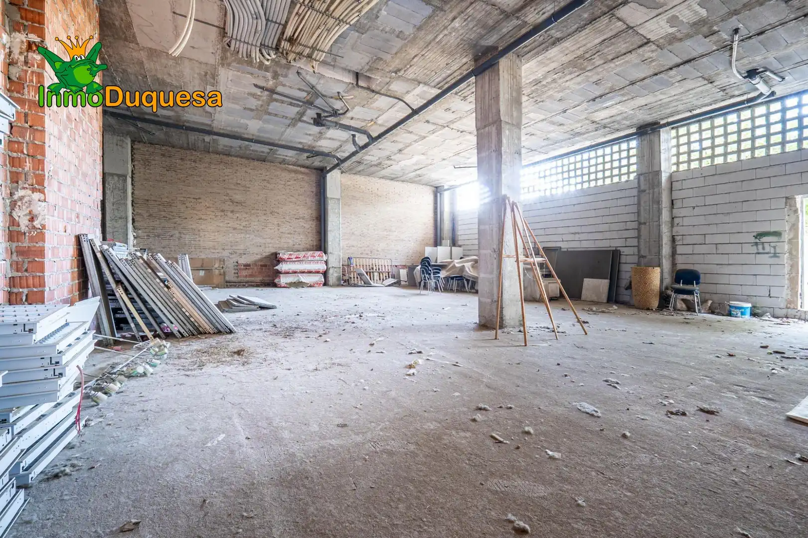 Local comercial en venda a Catedrática Asunción Linares, imagen 6