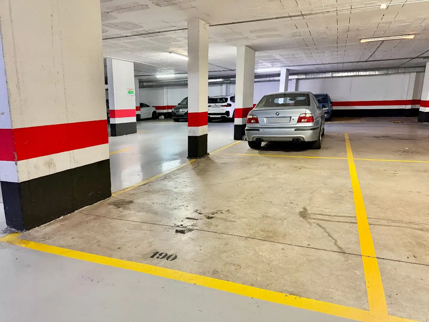 Aparcament de Pis en venda en Centro