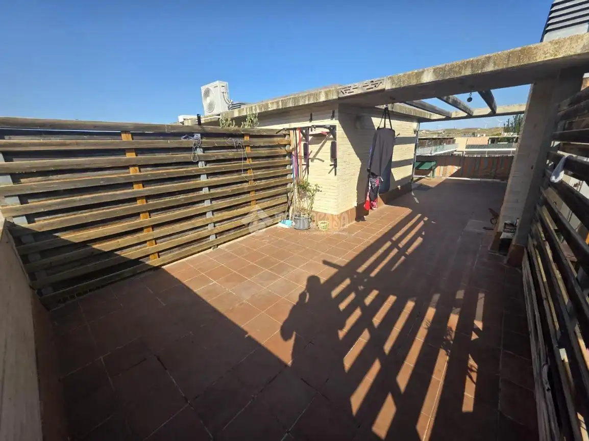 Terrace of Flat for sale in Cadrete  with Air Conditioner, Heating and Terrace