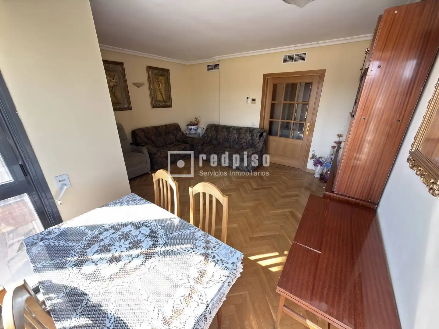 Sala d'estar de Pis en venda en Madrid amb Aire condicionat, Calefacció i Jardí privat