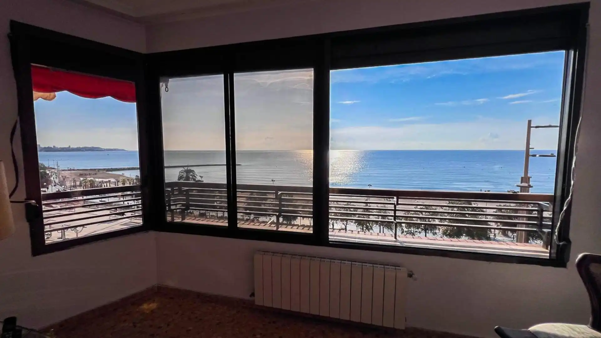 Habitación de Apartamento en venta en Alicante / Alacant con Calefacción y Amueblado