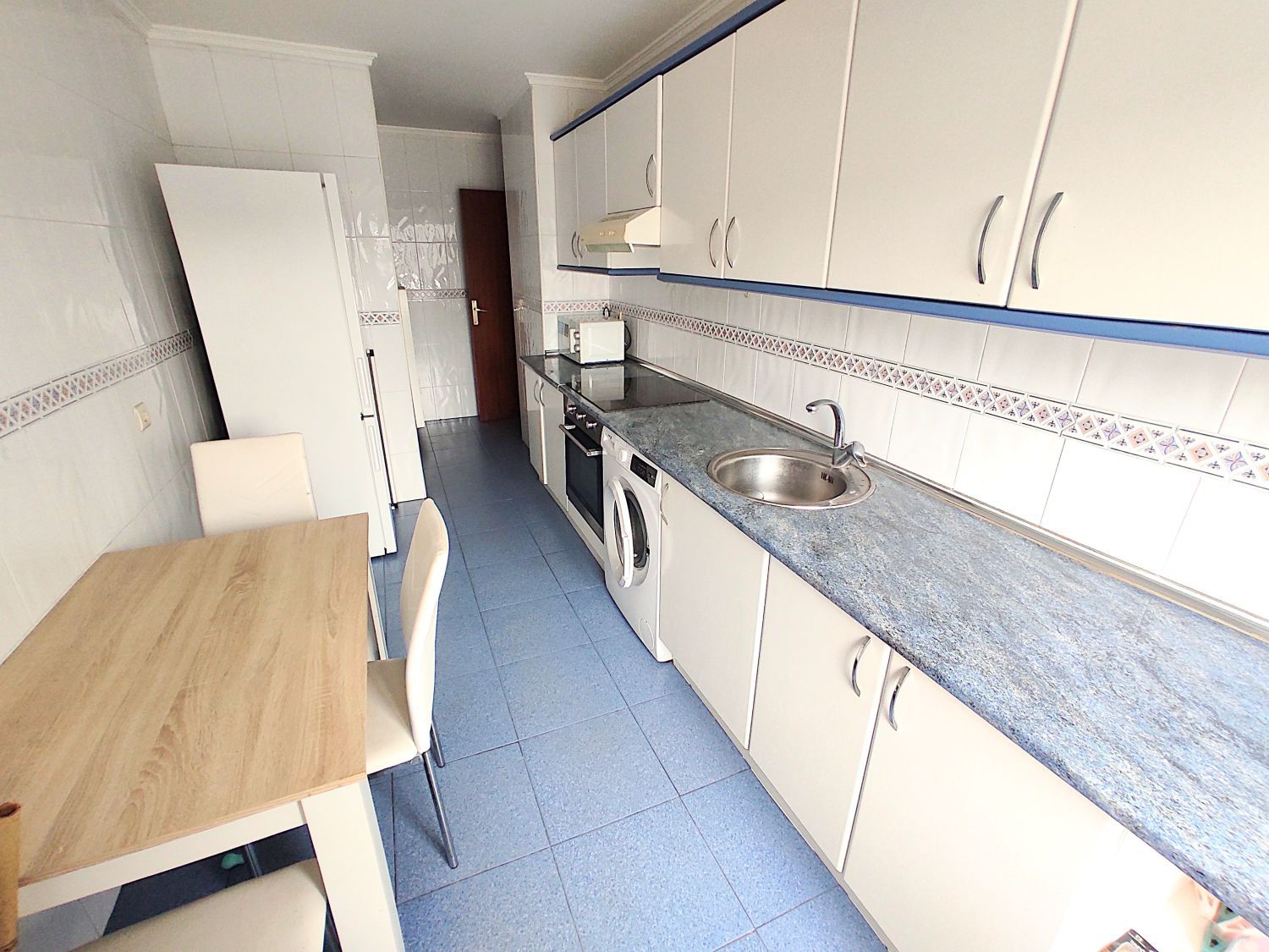 Kitchen of Flat to rent in Vitoria - Gasteiz  with Heating and Parquet flooring