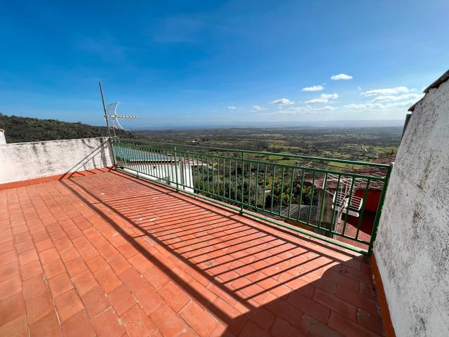 Casa-chalet en Venta en Calle Veinticuatro Julio, 7 en Arroyomolinos de la Vera