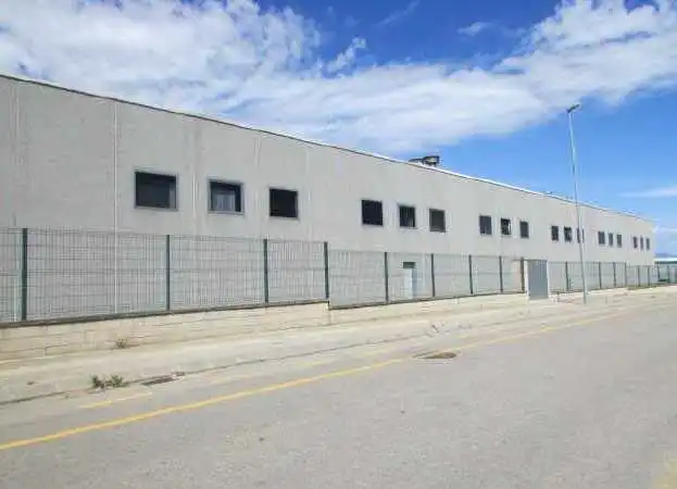 Nave industrial in vendita a C/ Pla de L`Estany, imagen 2