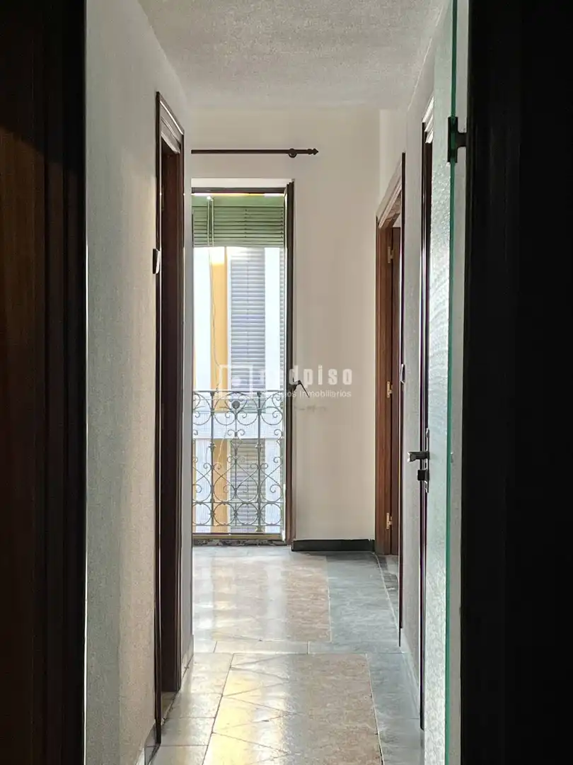 Flat for sale in Madrid  with Heating, Terrace and Furnished