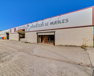 Vista exterior de Nau industrial en venda en Lumbier