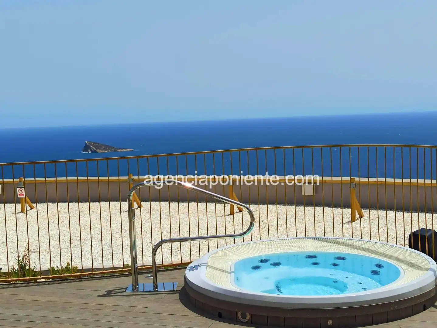 Apartament de lloguer a Avenida Mexico, Playa Poniente