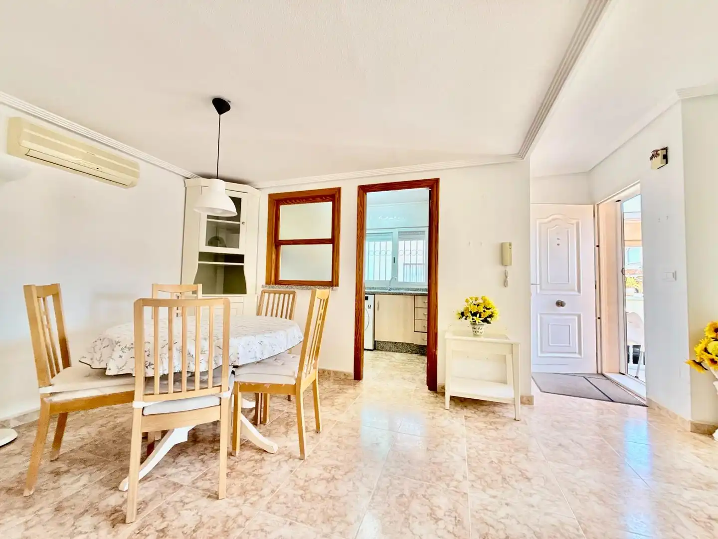 Dining room of Detached homes for sale in Pilar de la Horadada  with Air Conditioner, Private garden and Terrace