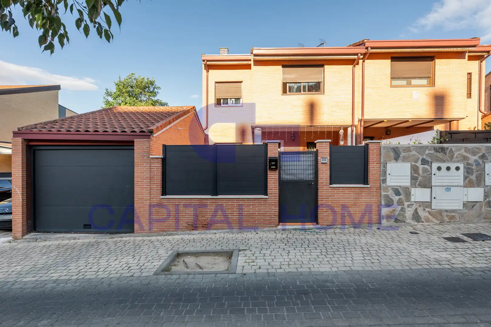 Exterior view of Detached homes for sale in Navalcarnero  with Air Conditioner, Heating and Private garden
