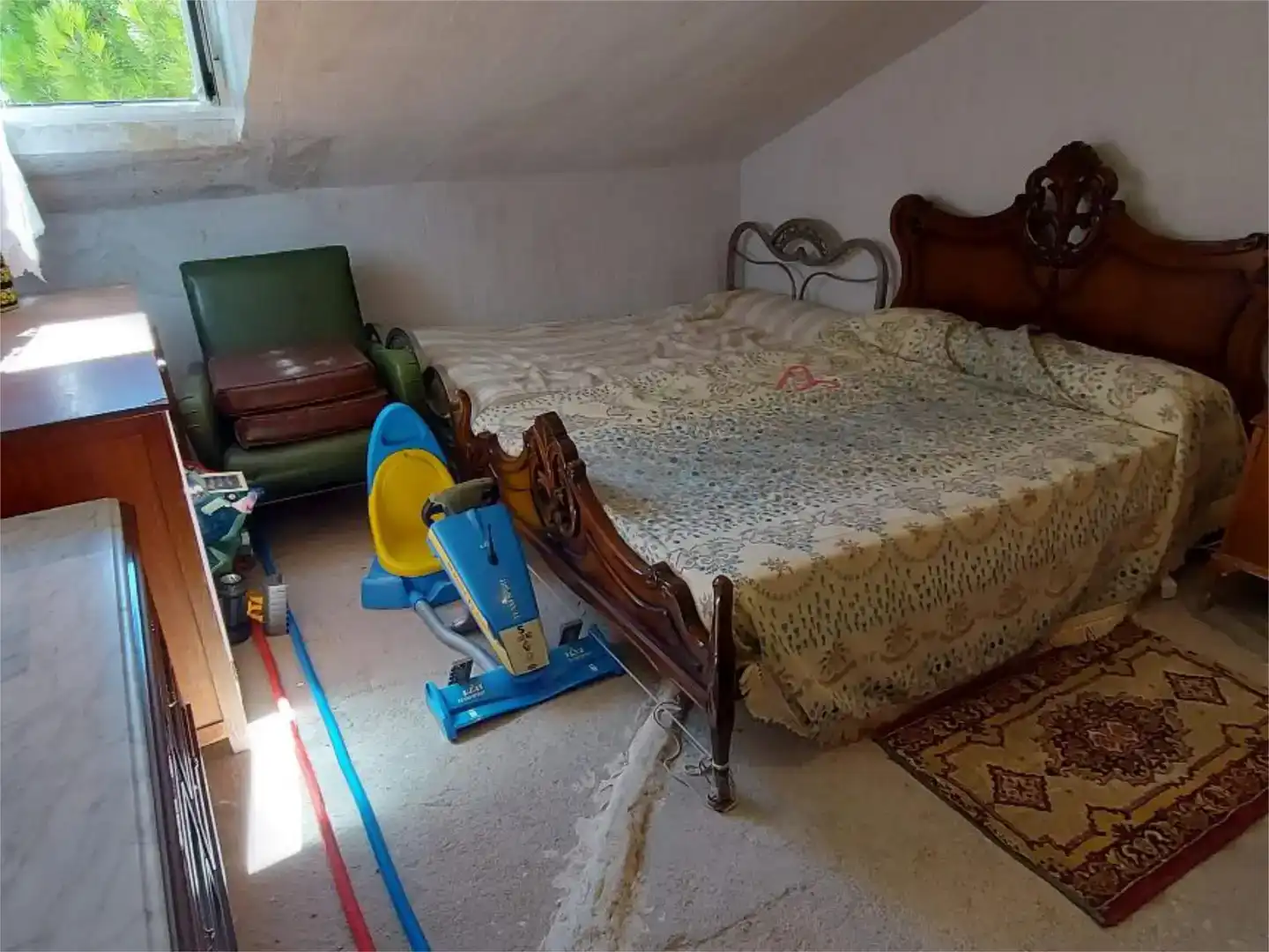 Casa adosada en venda en Sepúlveda amb Jardí privat, Traster i Moblat