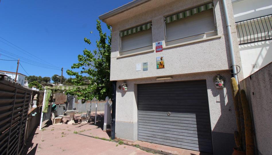 Foto 1 de Casa adosada en venda a Carrer Miramar, Cunit Residencial, Tarragona