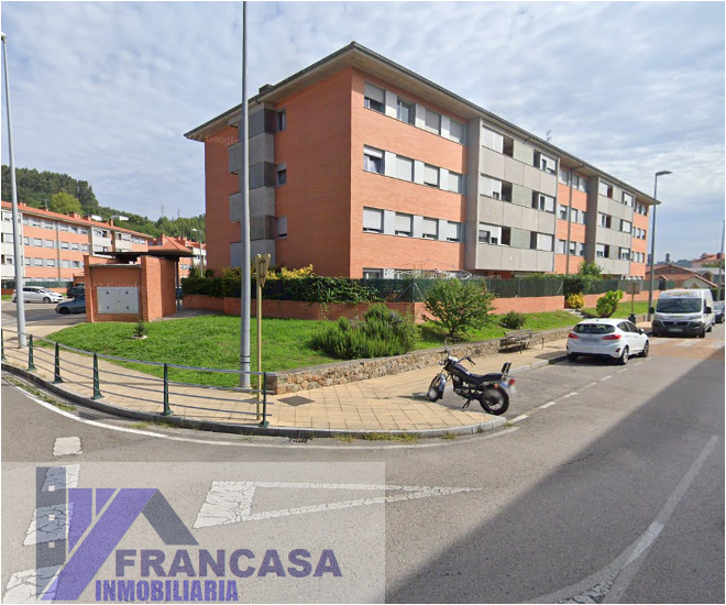 Vista exterior de Pis en venda en Torrelavega 
