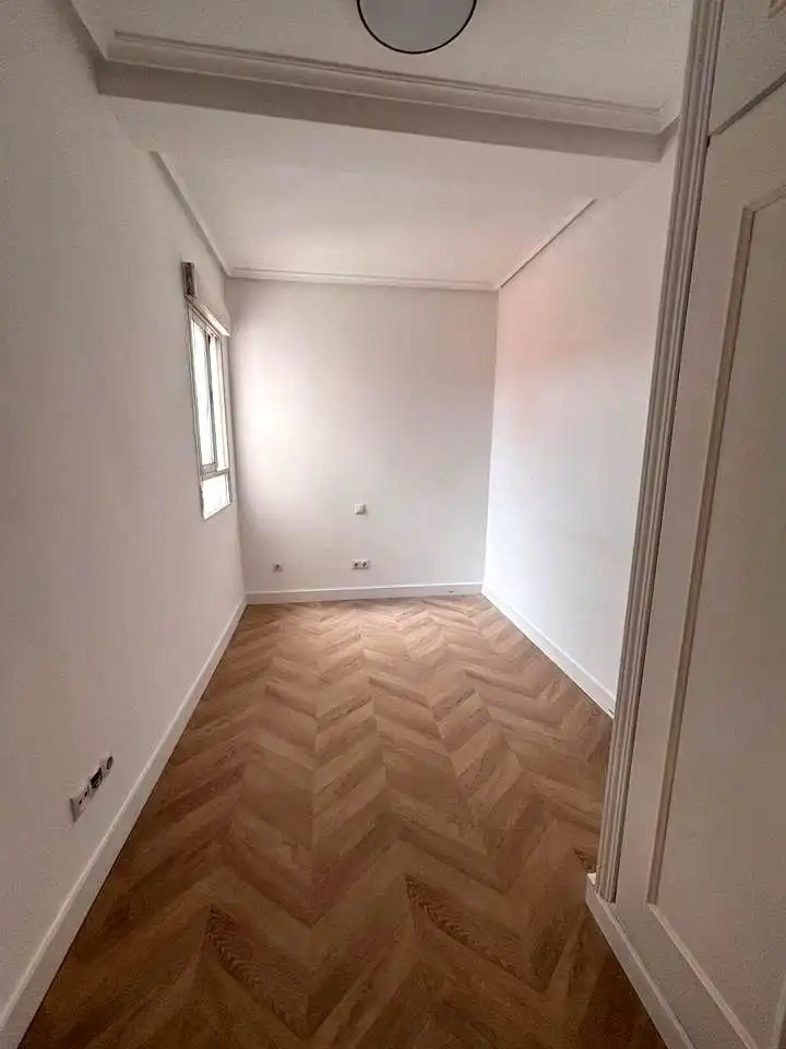 Habitación de Piso en venta en Madrid con Aire acondicionado, Calefacción y Terraza
